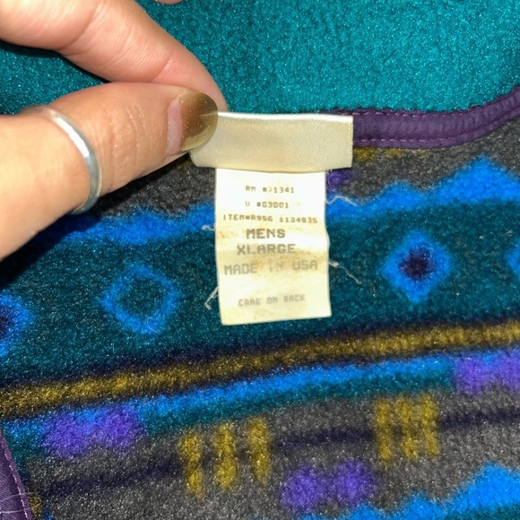 Vintage LL. Bean Aztec fleece vest - Picture 3 of 10